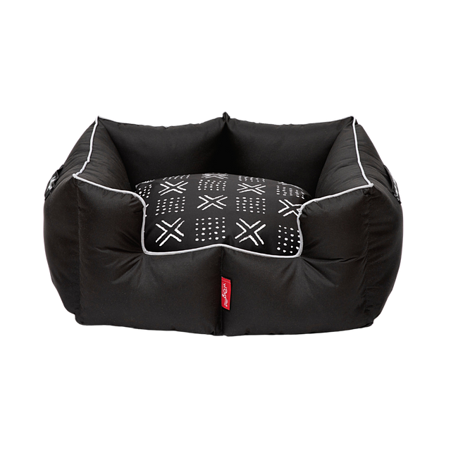 Wagworld K9 Castle - Black Cross